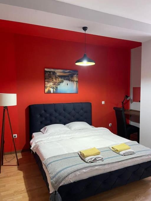 Ora-Prn,Peaceful Central Apartment Pristina Extérieur photo